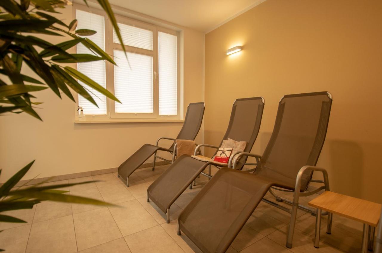 Albert-Inn-Glowe - Barrierefrei & 3 Schlafzimmer & Coworking & Strandkorb-Saisonal & Sauna Im Haus & Fahrraeder Екстериор снимка