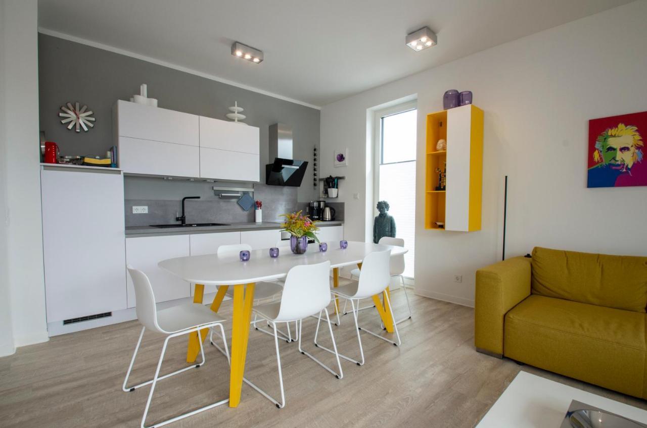 Albert-Inn-Glowe - Barrierefrei & 3 Schlafzimmer & Coworking & Strandkorb-Saisonal & Sauna Im Haus & Fahrraeder Екстериор снимка